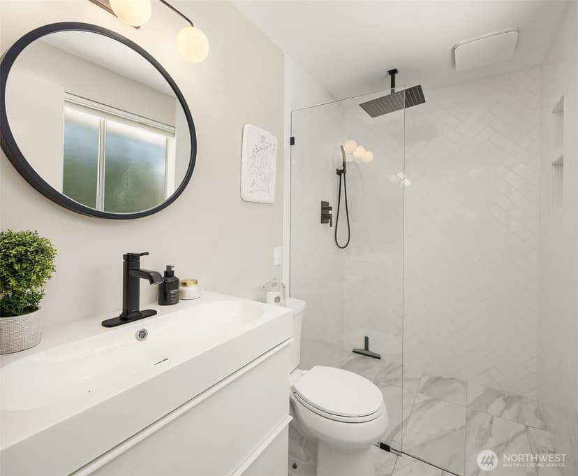 Property photo for 604 S 302nd Street, Federal Way photo 14