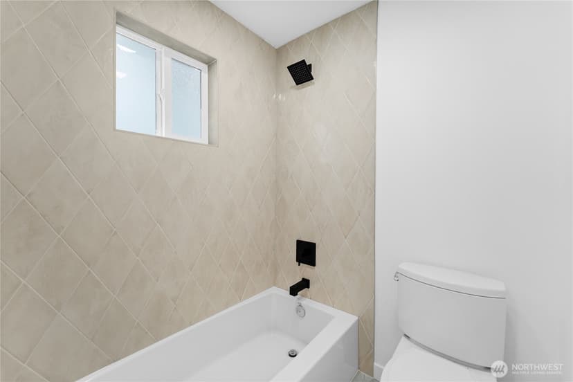Property photo for 2928 Nassau Street, Everett photo 15