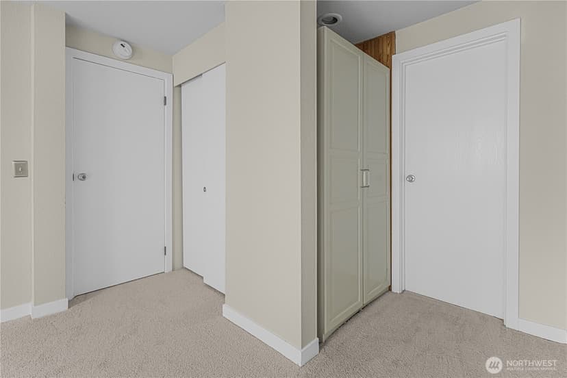 Property photo for 1301 S Puget Drive #A16, Renton photo 18