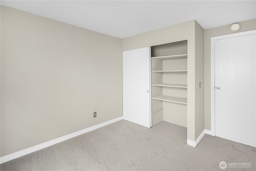 Property photo for 1301 S Puget Drive #A16, Renton photo 24