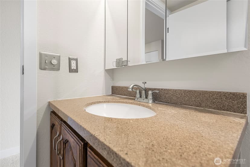 Property photo for 1301 S Puget Drive #A16, Renton photo 20