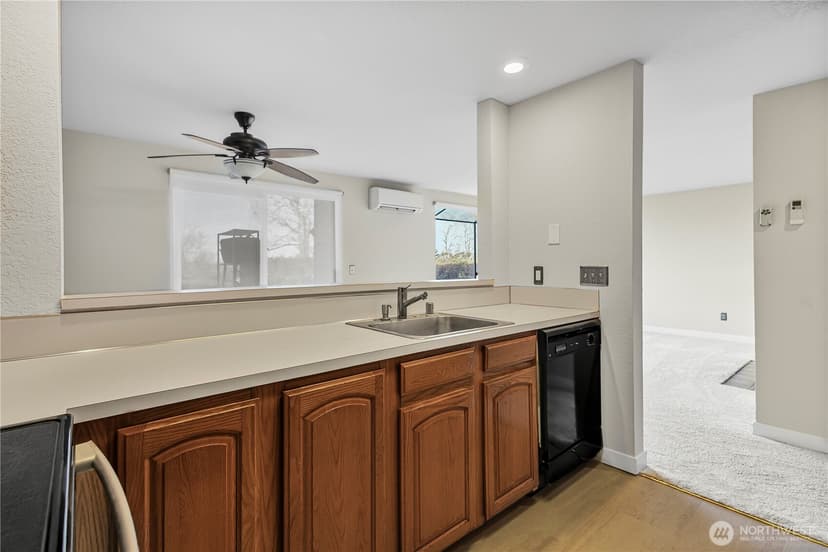 Property photo for 1301 S Puget Drive #A16, Renton photo 12
