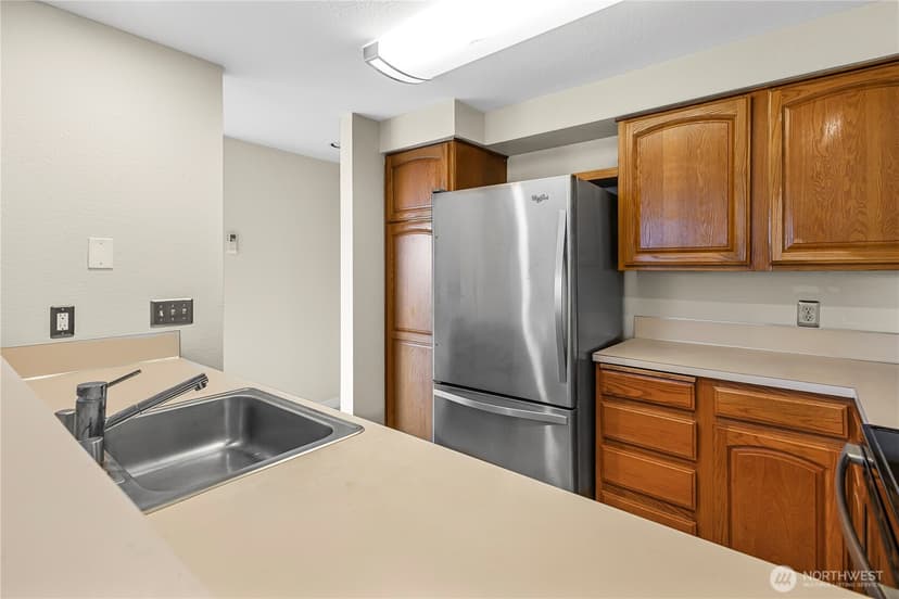Property photo for 1301 S Puget Drive #A16, Renton photo 10