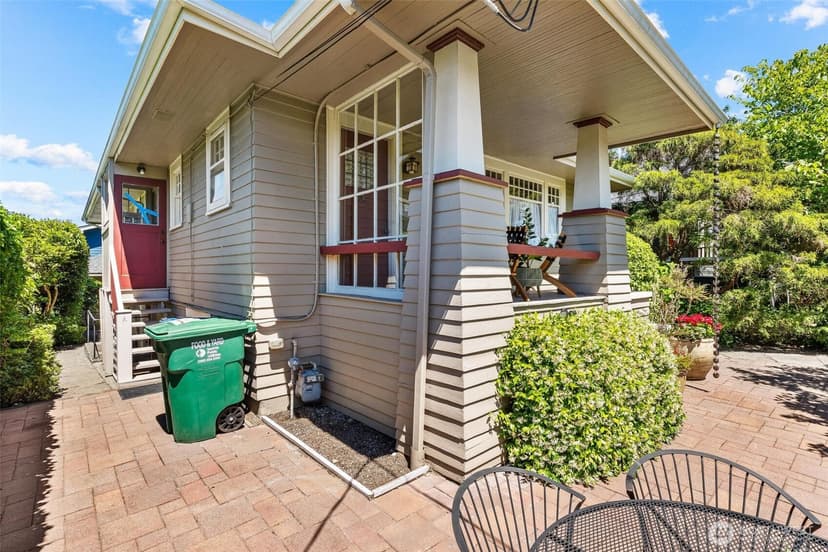 Property photo for 1916 E McGraw Street, Seattle photo 33