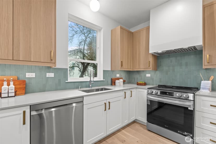 Property photo for 3540 S Dawson Street, Seattle photo 9