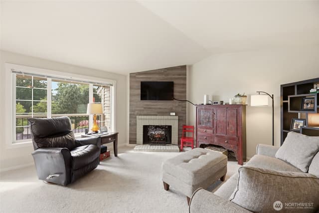 Property photo for 12404 E Gibson Road #H301, Everett photo 4