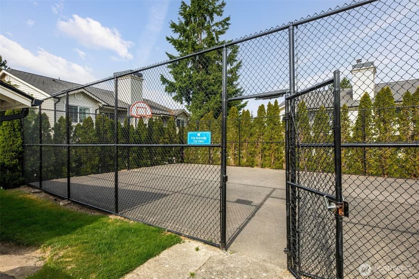 Property photo for 12404 E Gibson Road #H301, Everett photo 29