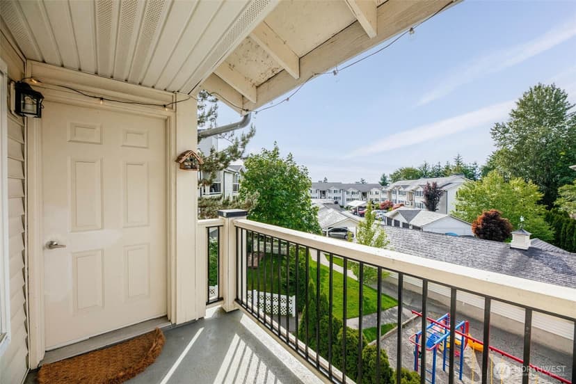Property photo for 12404 E Gibson Road #H301, Everett photo 13