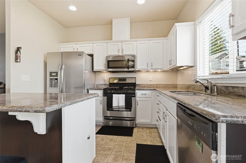 Property photo for 1335 E 51st Street, Tacoma photo 7