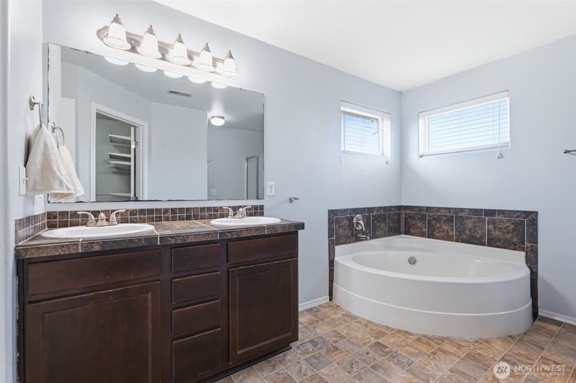 Property photo for 1335 E 51st Street, Tacoma photo 15