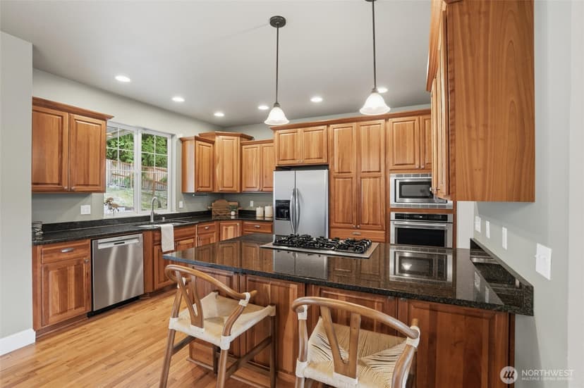 Property photo for 2223 Long Lake Road SE, Port Orchard photo 11