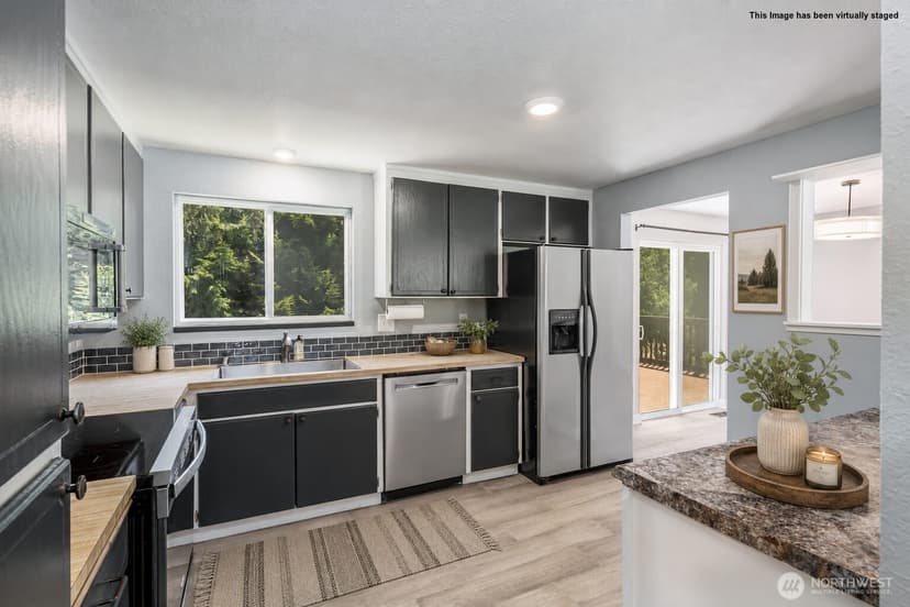 Property photo for 23621 36th Place W, Brier photo 11