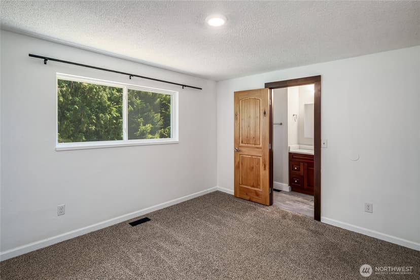 Property photo for 23621 36th Place W, Brier photo 15