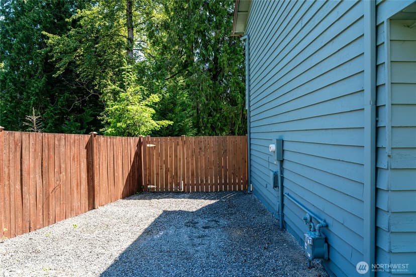Property photo for 23621 36th Place W, Brier photo 35