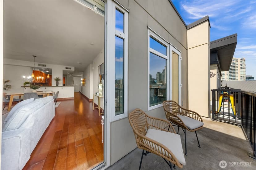 Property photo for 2607 Western Avenue #1203, Seattle photo 21