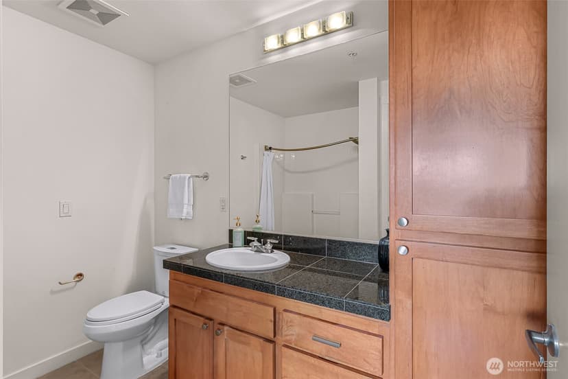 Property photo for 2607 Western Avenue #1203, Seattle photo 24