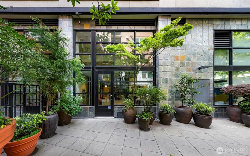 Property photo for 2607 Western Avenue #1203, Seattle photo 2