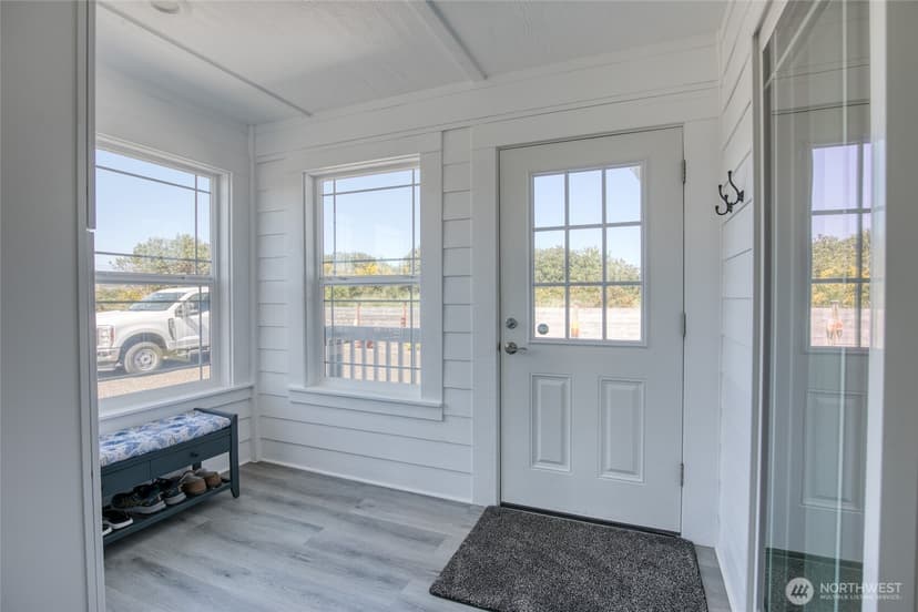 Property photo for 1085 Fairwood Drive SW, Ocean Shores photo 10