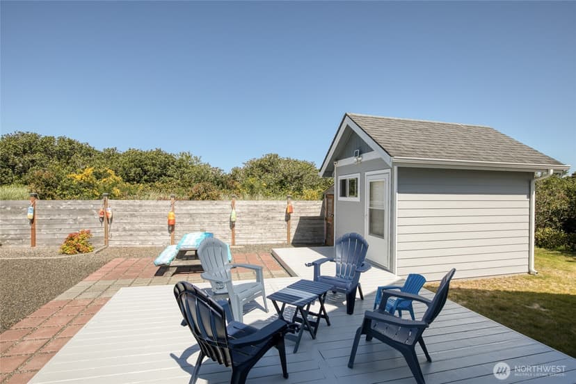 Property photo for 1085 Fairwood Drive SW, Ocean Shores photo 18