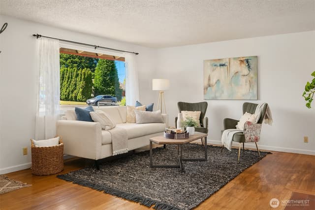 Property photo for 16022 11th Avenue SW, Burien photo 5