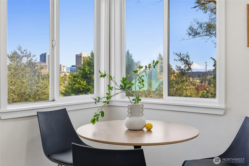 Property photo for 331 NE 53rd Street, Seattle photo 15