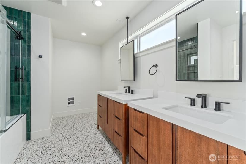 Property photo for 755 Wapato Way, Manson photo 23