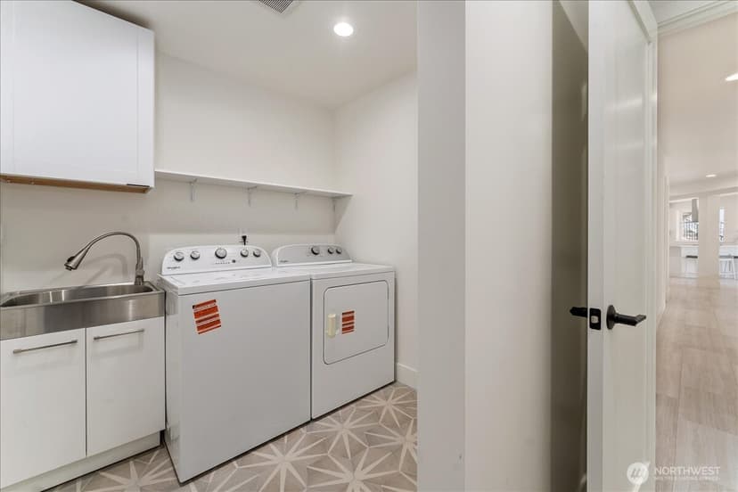 Property photo for 755 Wapato Way, Manson photo 35