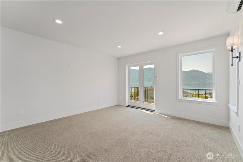 Property photo for 755 Wapato Way, Manson photo 20