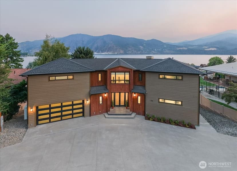 Property photo for 755 Wapato Way, Manson photo 6