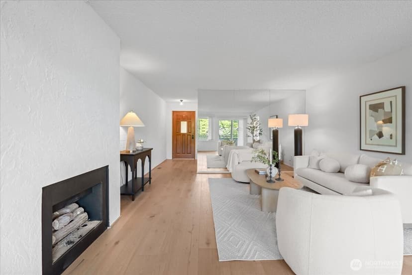 Property photo for 10823 Glen Acres Drive S #B, Seattle photo 6