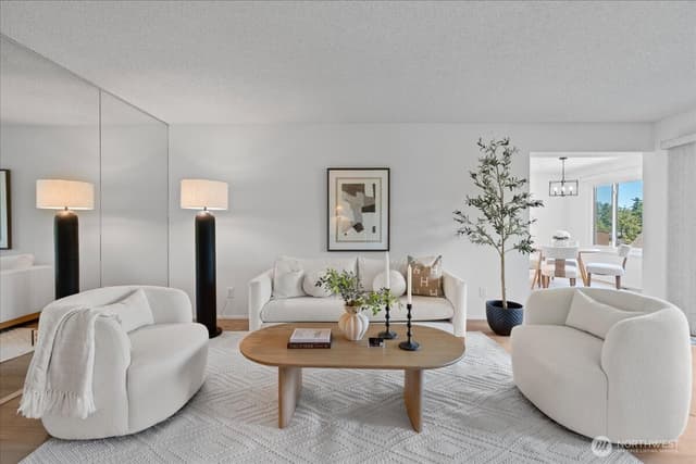 Property photo for 10823 Glen Acres Drive S #B, Seattle photo 5