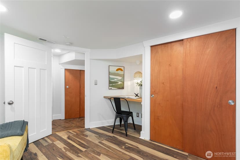 Property photo for 3929 Ashworth Avenue N, Seattle photo 24