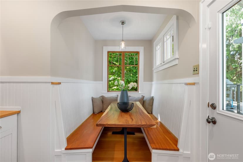 Property photo for 3929 Ashworth Avenue N, Seattle photo 11