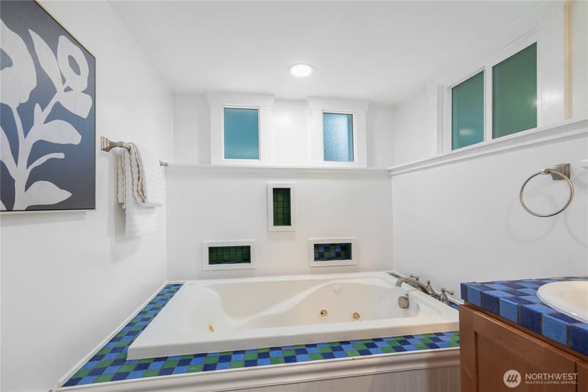 Property photo for 3929 Ashworth Avenue N, Seattle photo 26