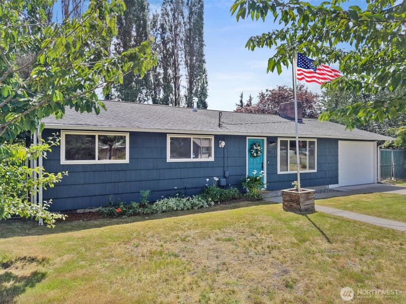 Property photo for 1947 SW 350th Street, Federal Way