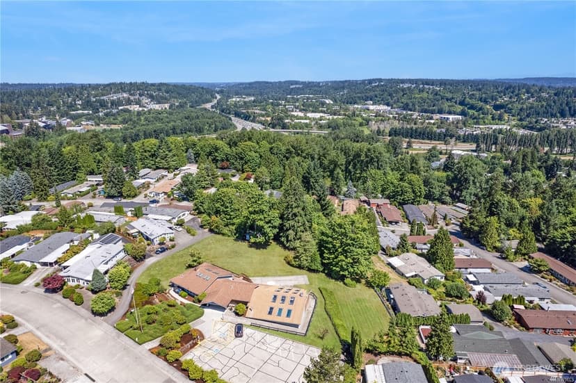 Property photo for 17138 117th Court NE, Bothell photo 29
