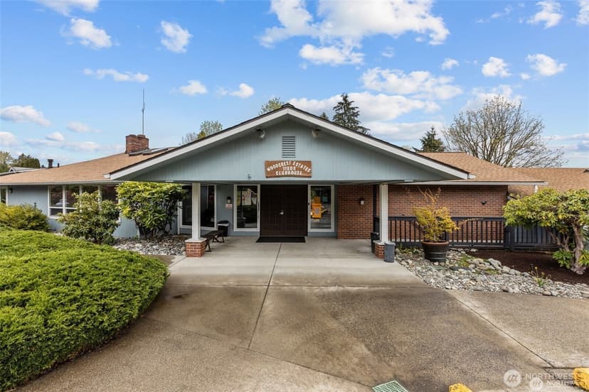 Property photo for 17138 117th Court NE, Bothell photo 31