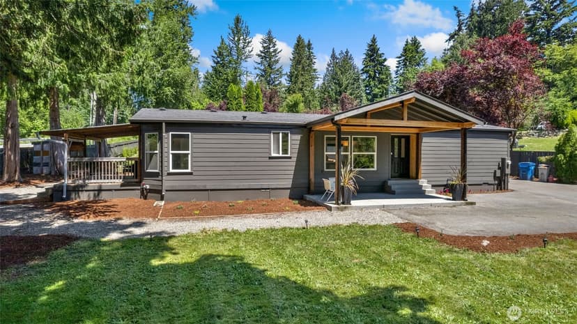 Property photo for 19616 SE 192nd Street, Renton photo 2