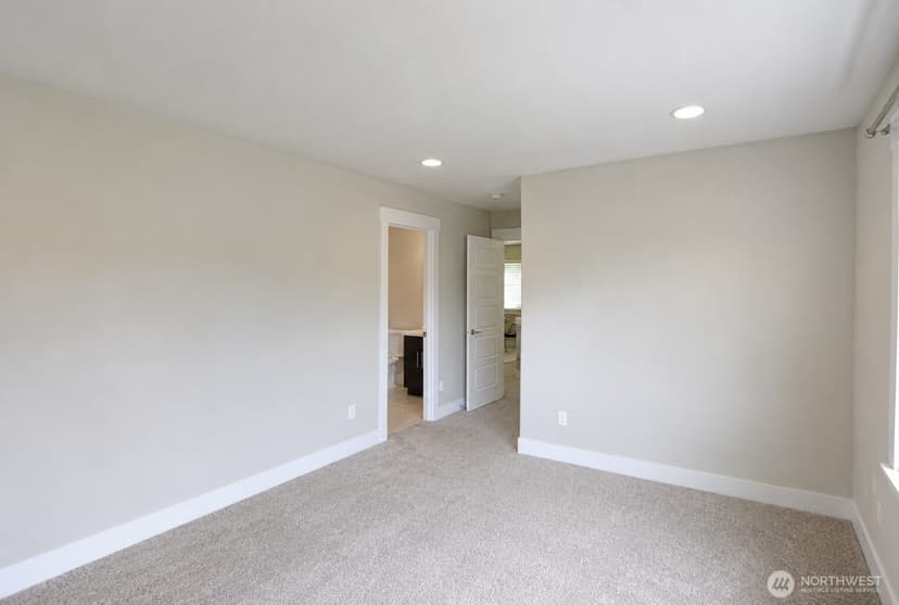 Property photo for 11330 SE 192nd Street, Renton photo 32