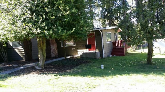 Property photo for 16707 79th Place NE, Kenmore photo 2