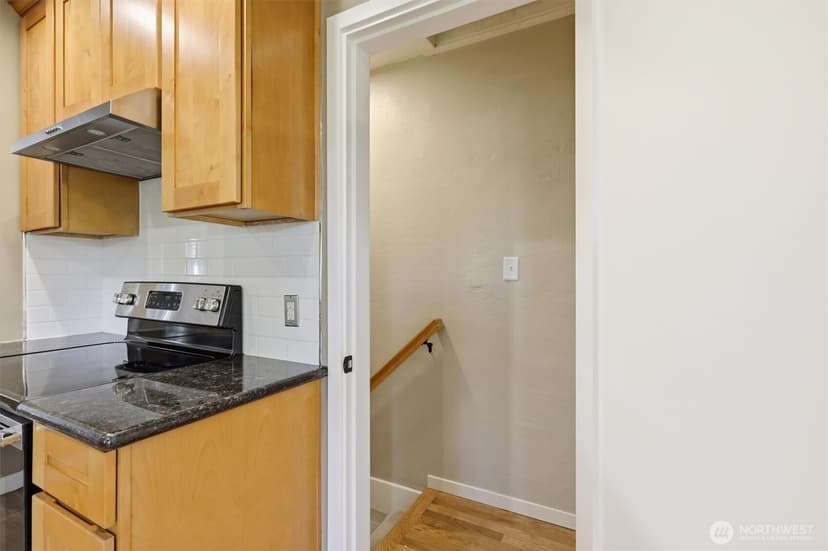 Property photo for 4809 SW Findlay Street, Seattle photo 19