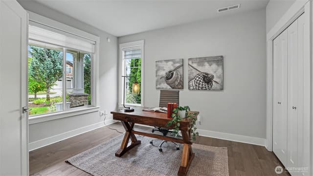 Property photo for 221 Shadow Avenue NE, Renton photo 4