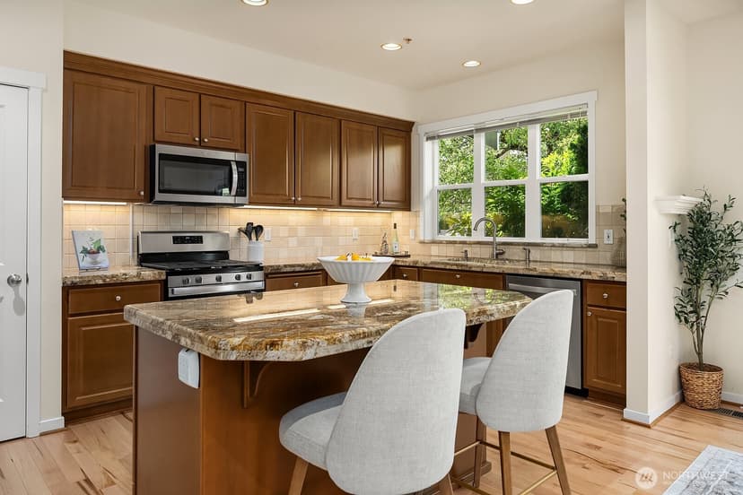 Property photo for 35225 SE Sequoia Place #Unit A, Snoqualmie photo 8