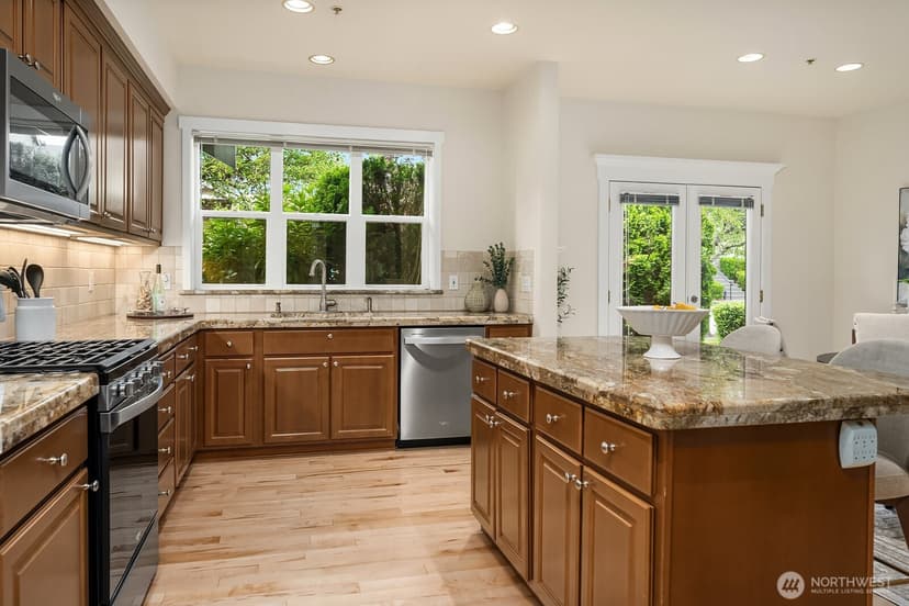 Property photo for 35225 SE Sequoia Place #Unit A, Snoqualmie photo 11