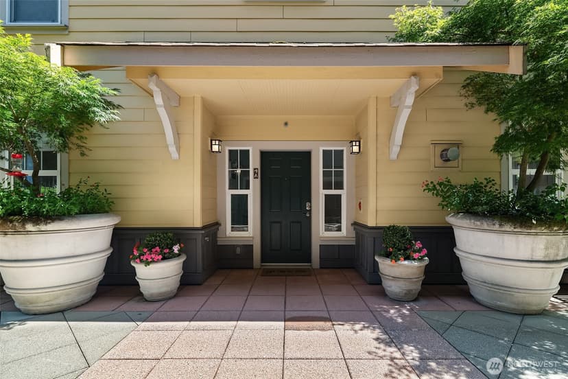 Property photo for 5430 California Avenue SW #4A, Seattle photo 9
