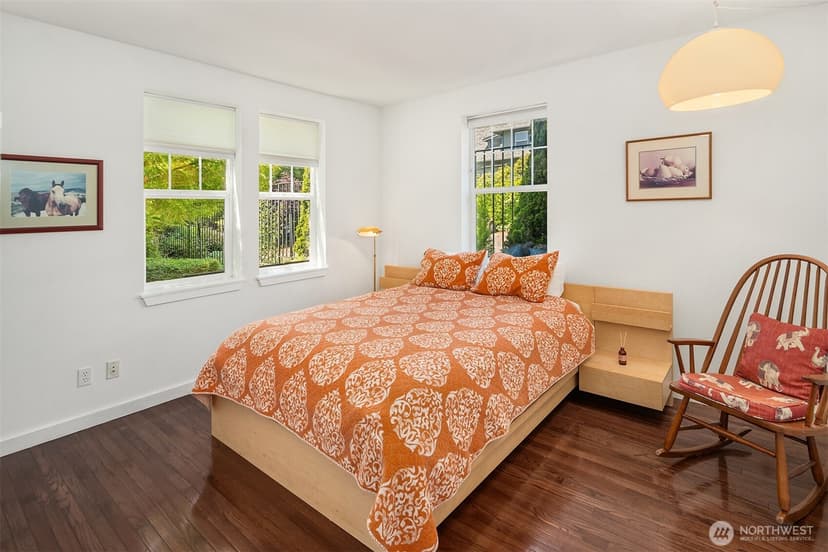 Property photo for 5430 California Avenue SW #4A, Seattle photo 19