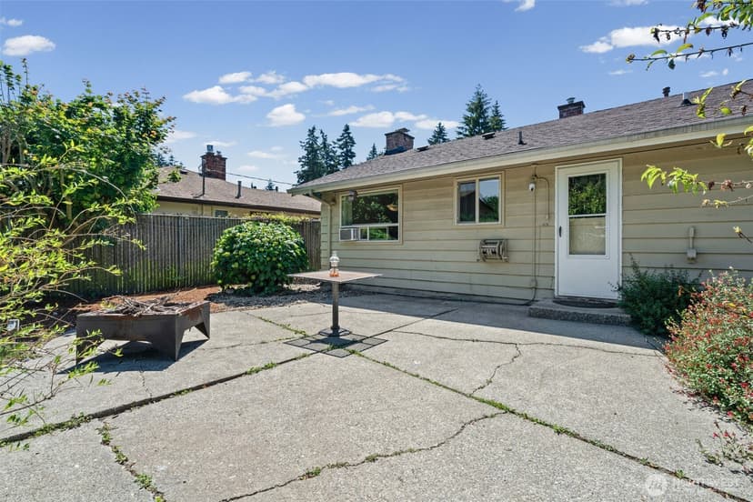 Property photo for 18314 44th Avenue S, SeaTac photo 23