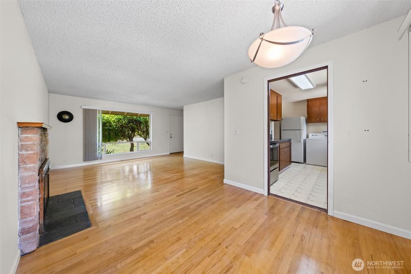 Property photo for 18314 44th Avenue S, SeaTac photo 8