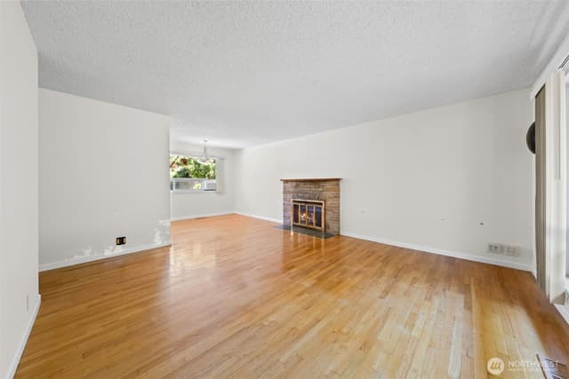 Property photo for 18314 44th Avenue S, SeaTac photo 2
