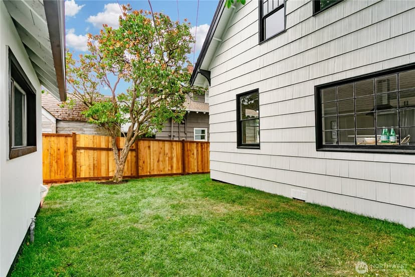 Property photo for 1509 N 6th Street, Tacoma photo 32